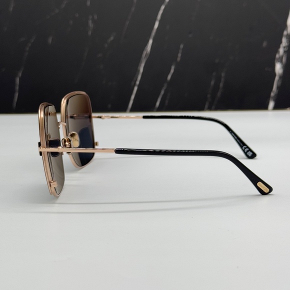 NEW TOM FORD TF1006 02A WOMEN SQUARE SUNGLASSES TOM FORD RAPHAELA FT1006/S BLACK main image 5